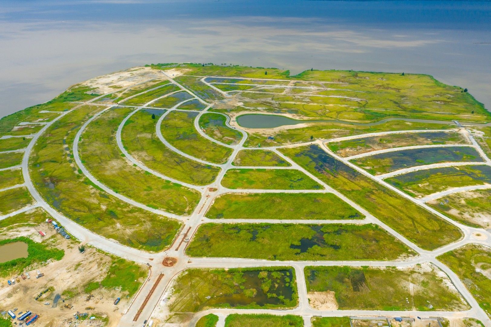 Unique Residence image 2